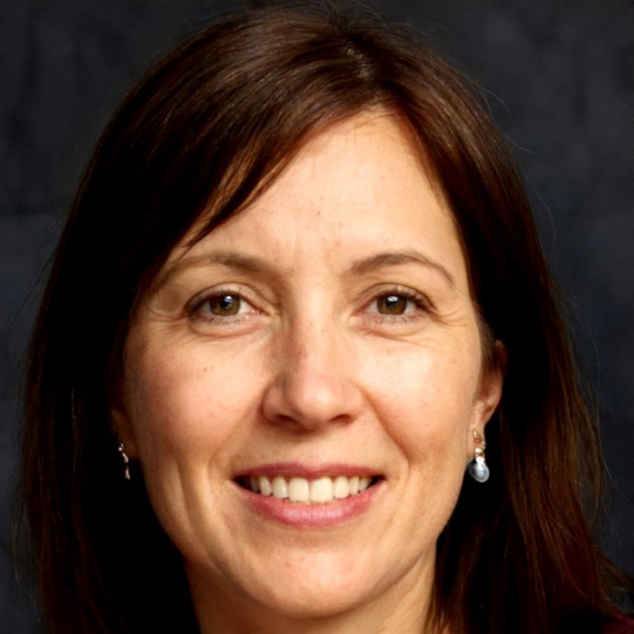 Преподаватель разговорного английского Асель Жумагулова